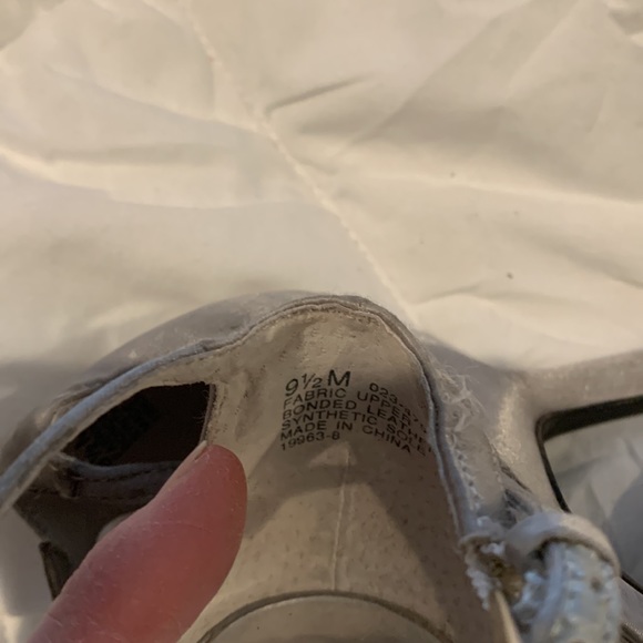 Jacqueline Ferrar Silver Open Toe Ankle Strap Evening Size 9.5 - Picture 8 of 9